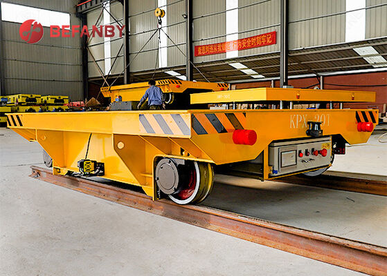 Xe tải đường sắt với bánh xe thép đúc